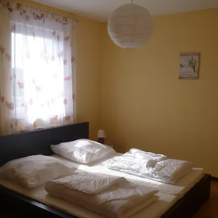 Freistehendes In Lancken Mit Sauna Dranske